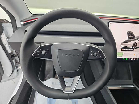 Tesla Model 3 — photo 09