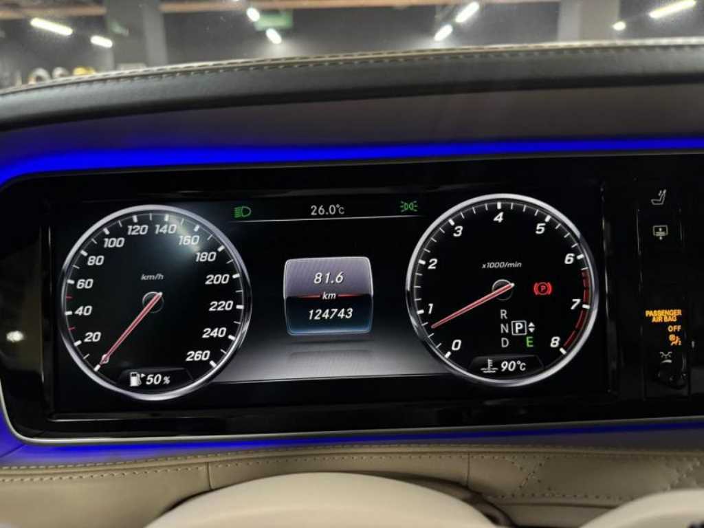 Mercedes-Benz S-Class — photo 08