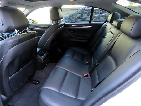 BMW 5-Series — photo 06