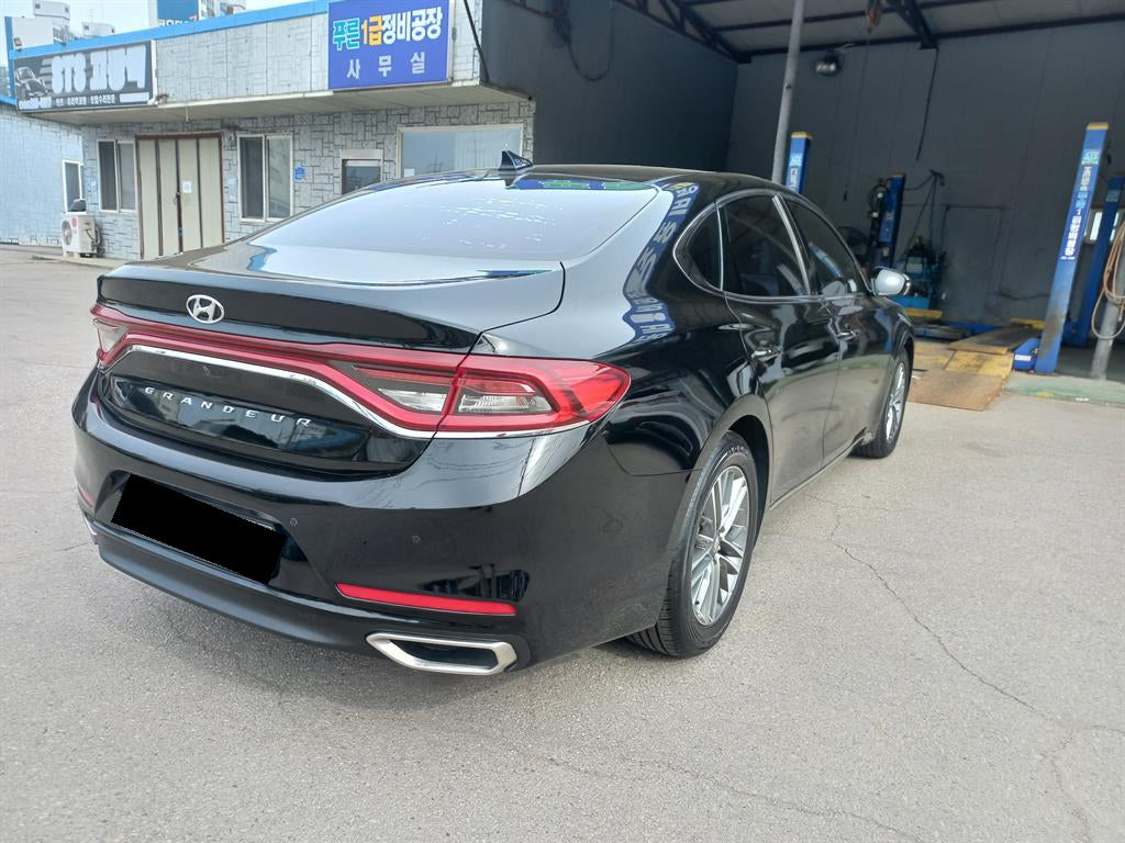 Hyundai Grandeur — photo 03