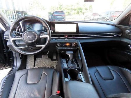 Hyundai Avante — photo 07