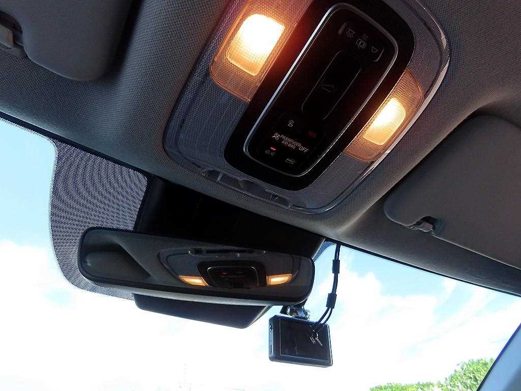 Hyundai Avante — photo 13