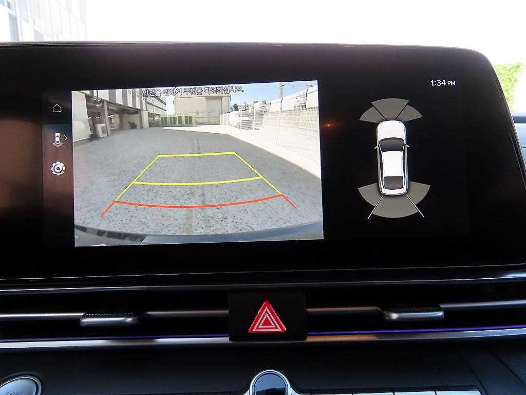 Hyundai Avante — photo 15