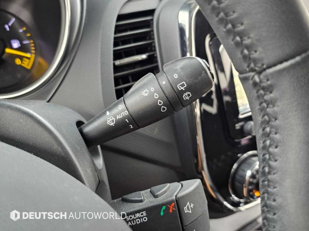 RENAULT QM3 — photo 16