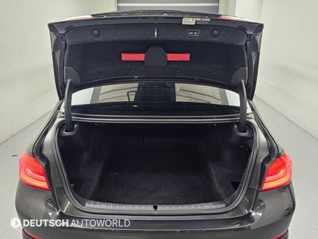 BMW 5-Series — photo 19