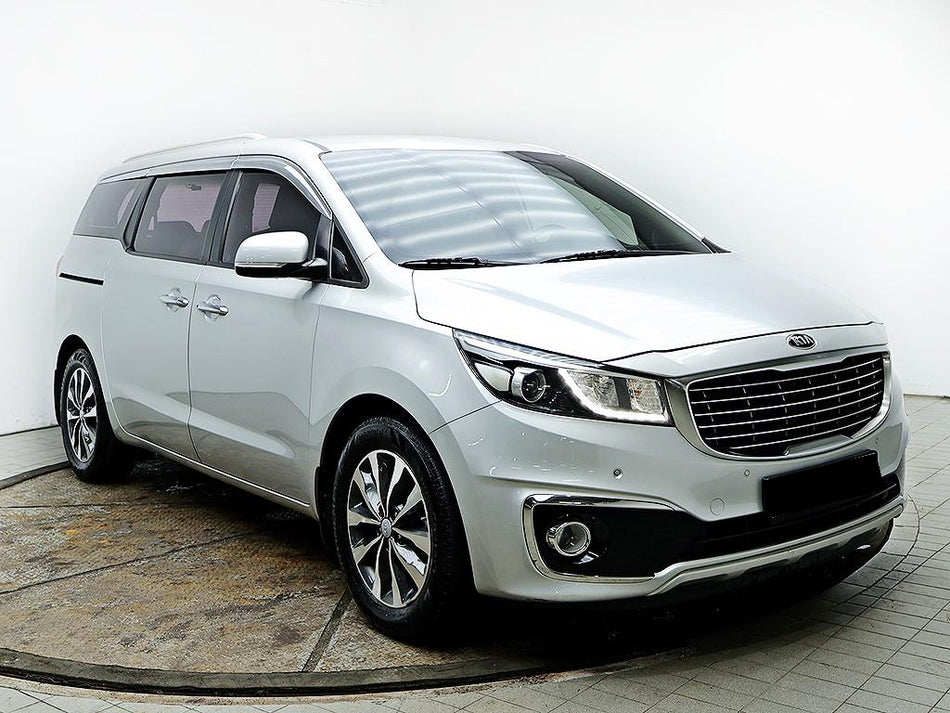 Kia Carnival — photo 02