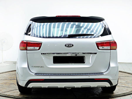 Kia Carnival — photo 03