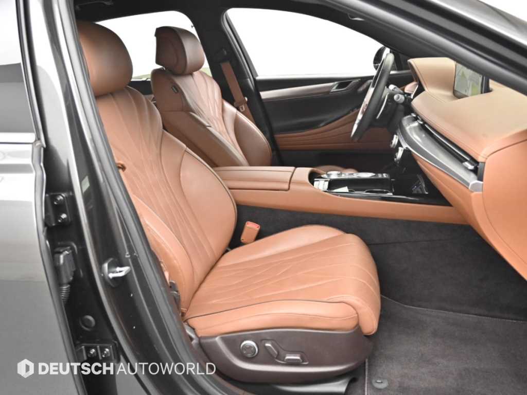 Genesis G80 — photo 11