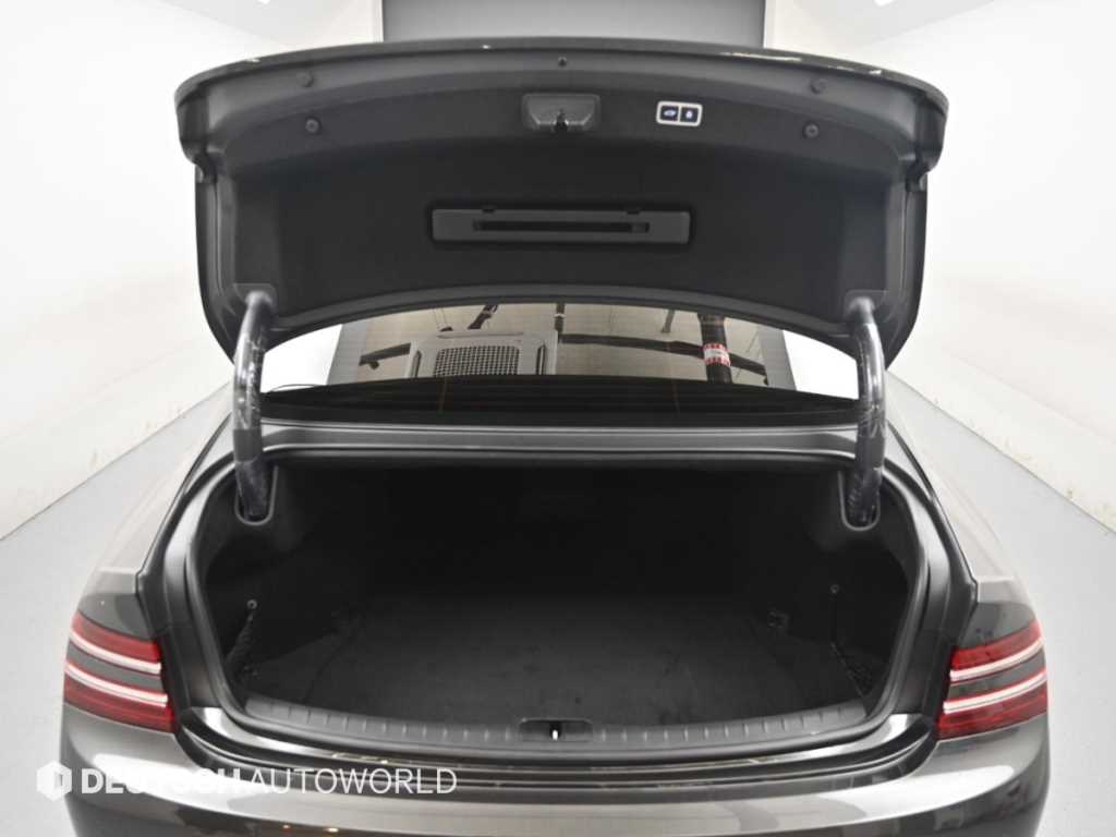 Genesis G80 — photo 19