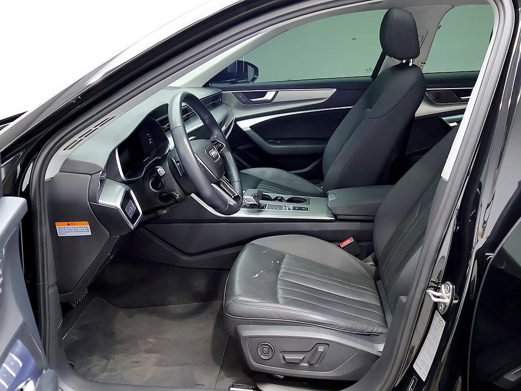 Audi A6 — photo 11