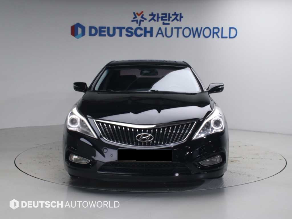 Hyundai Grandeur — photo 03