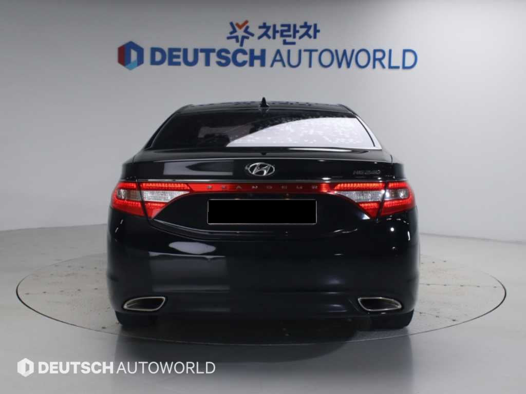 Hyundai Grandeur — photo 04