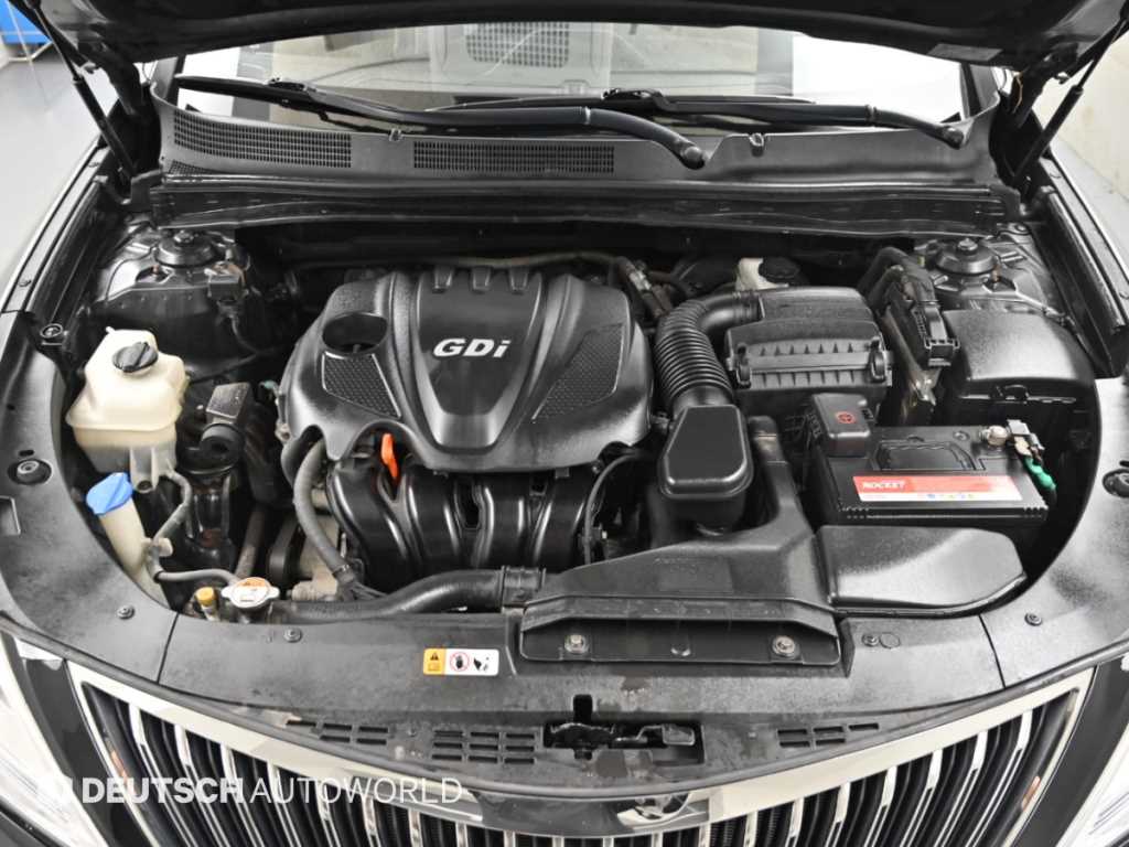 Hyundai Grandeur — photo 06