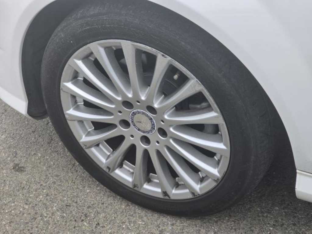 Mercedes-Benz C-Class — photo 10