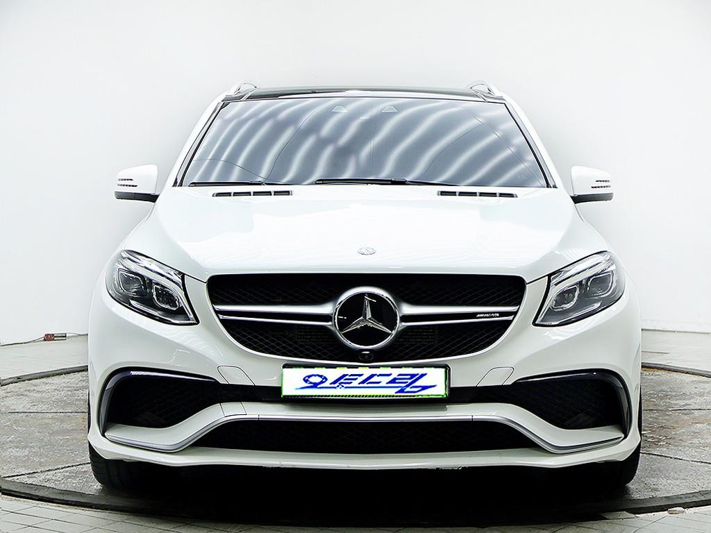 Mercedes-Benz GLE-Class — photo 01