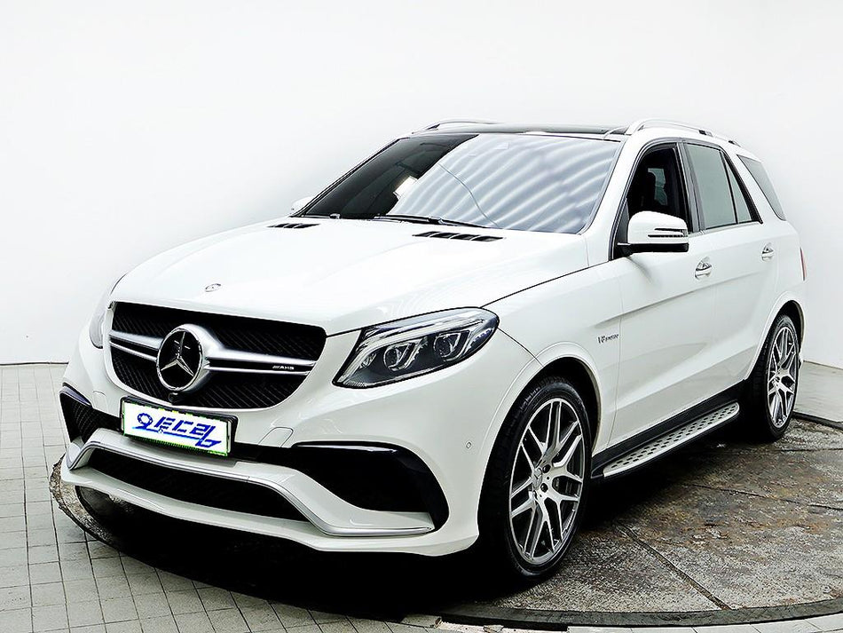 Mercedes-Benz GLE-Class — photo 02