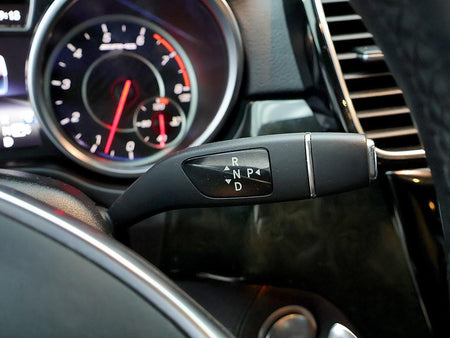 Mercedes-Benz GLE-Class — photo 10