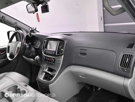 Hyundai Starex — photo 07