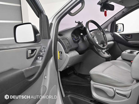 Hyundai Starex — photo 11