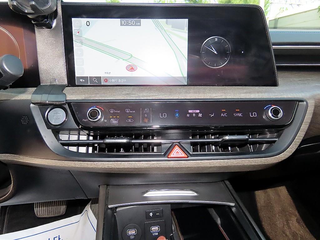 Kia K8 — photo 12