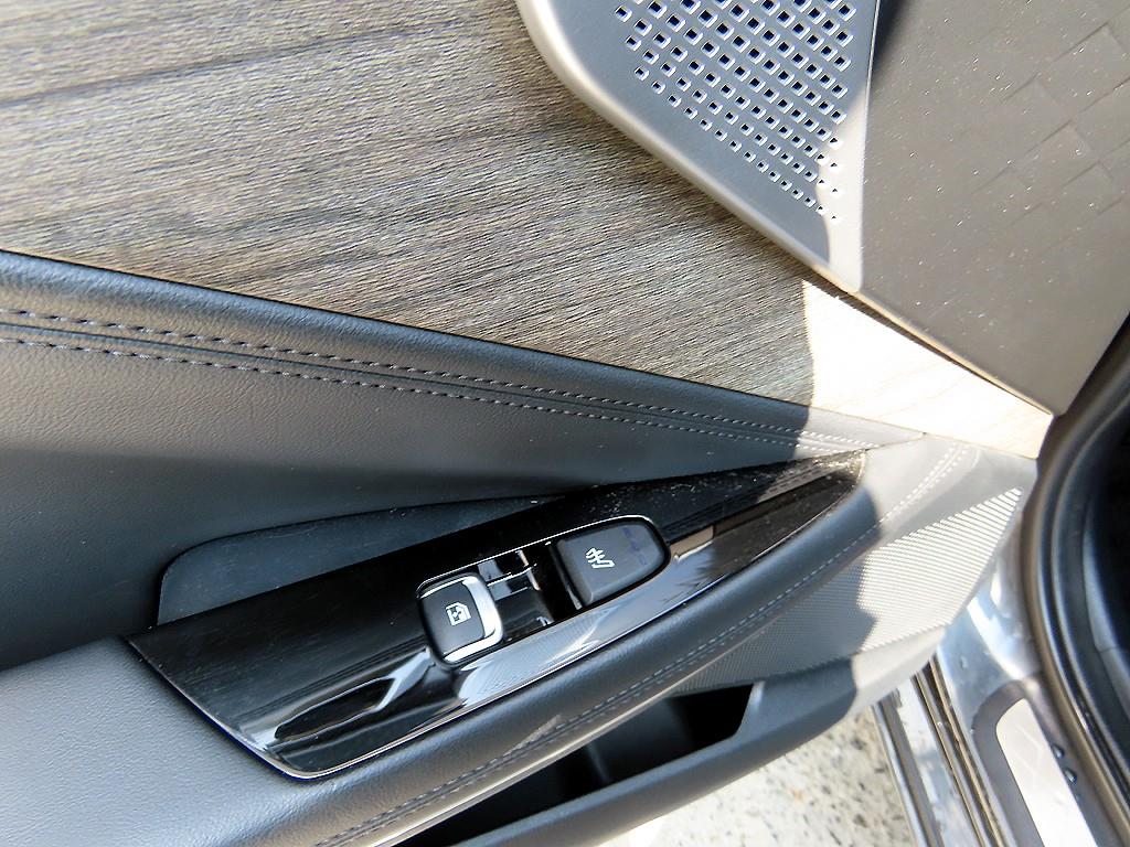 Kia K8 — photo 15