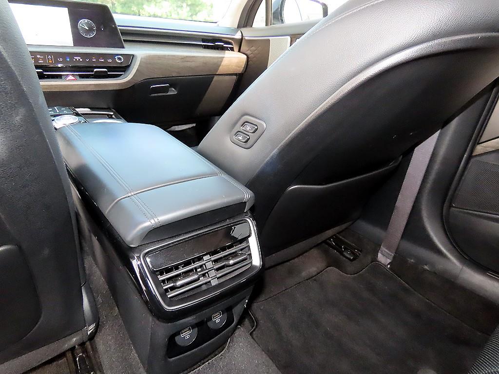 Kia K8 — photo 16