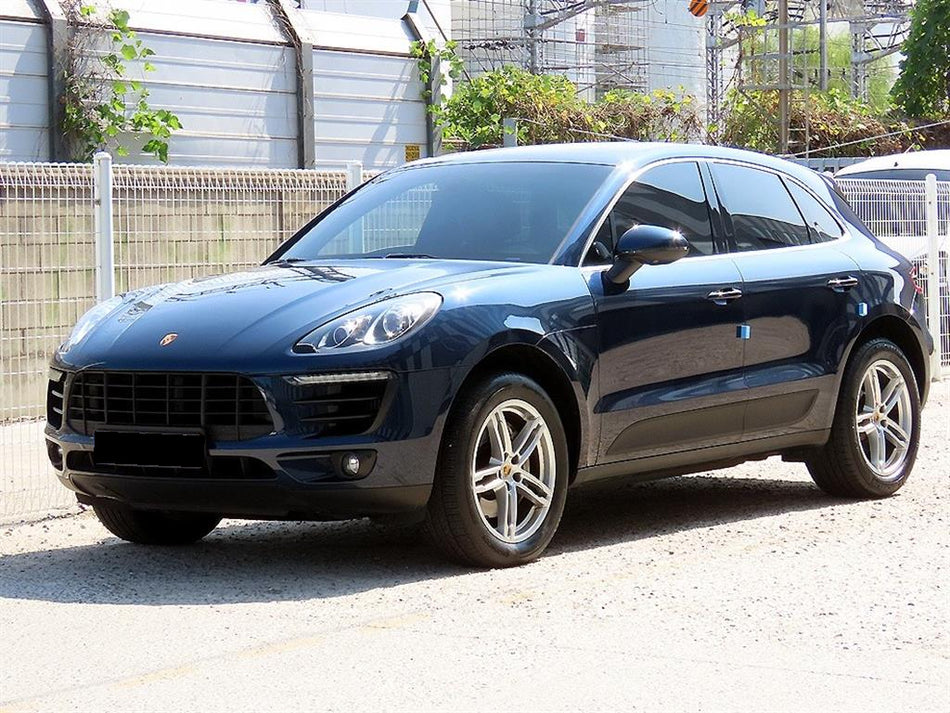 Porsche Macan — photo 02