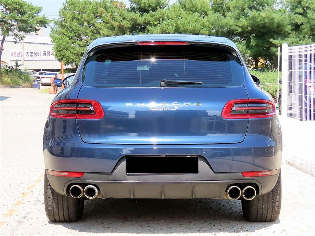 Porsche Macan — photo 04