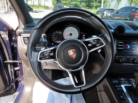 Porsche Macan — photo 08