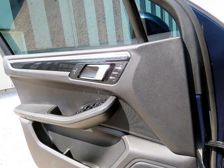 Porsche Macan — photo 11