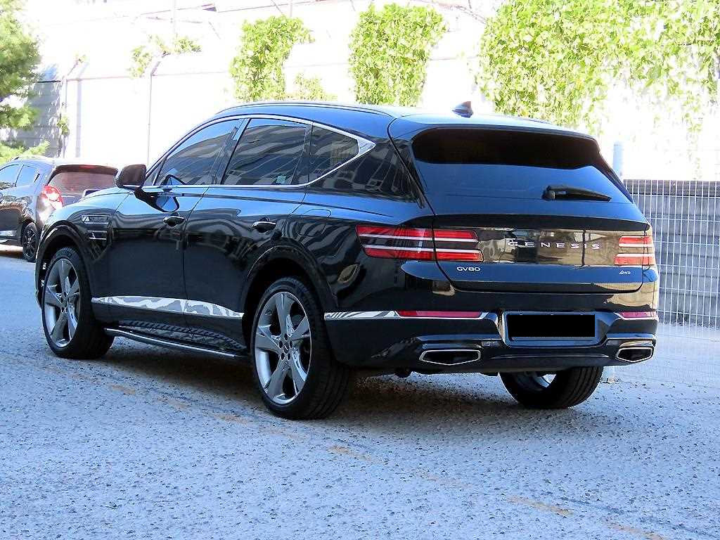 Genesis GV80 — photo 03