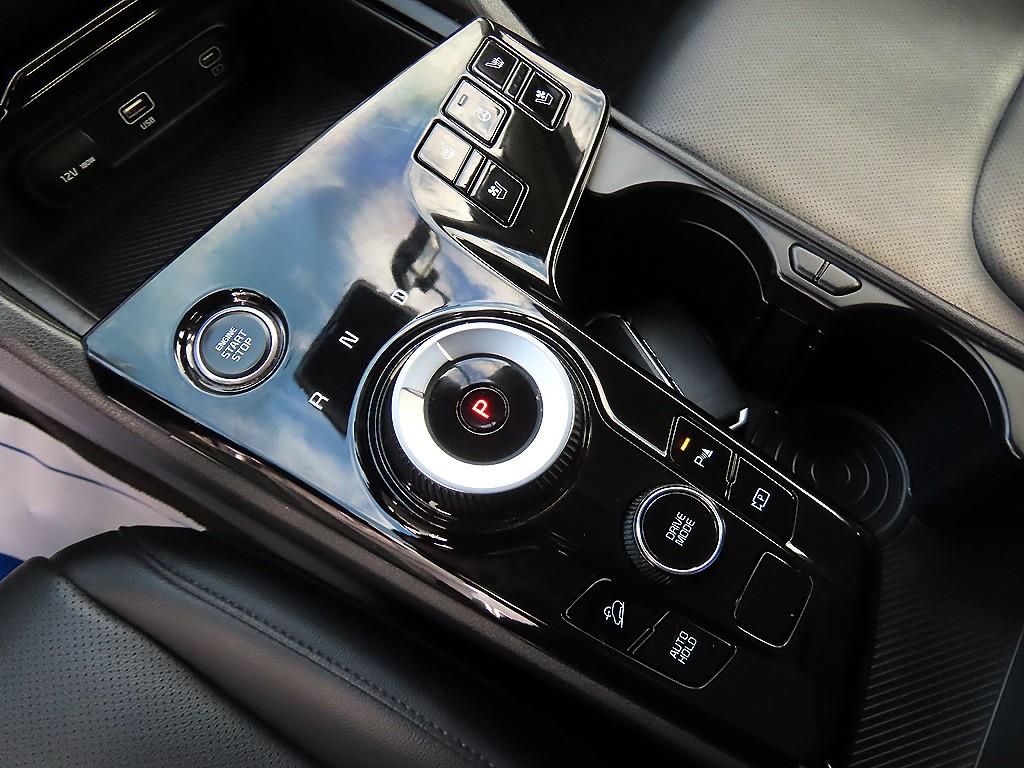 Kia Sportage — photo 10