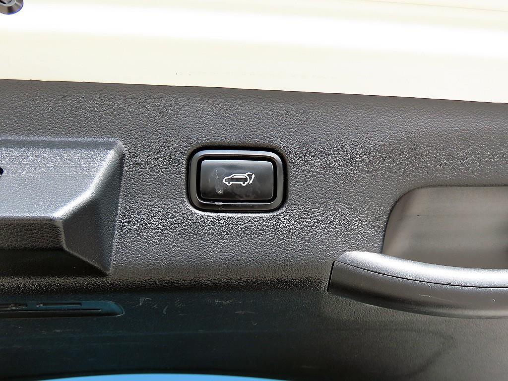 Kia Sportage — photo 16