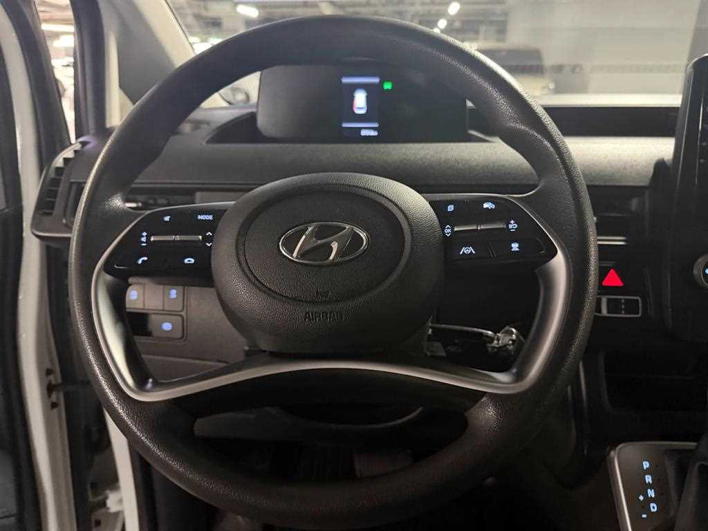 Hyundai Staria — photo 09