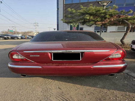 Jaguar XJ-6 — photo 04