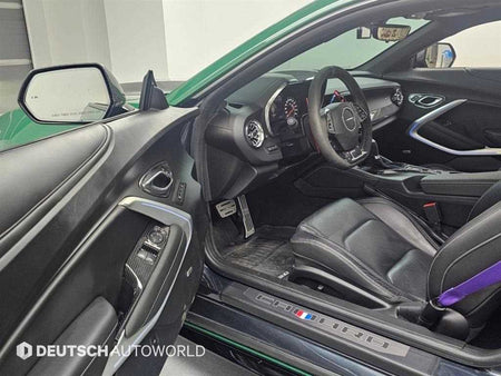 CHEVROLET Camaro — photo 11