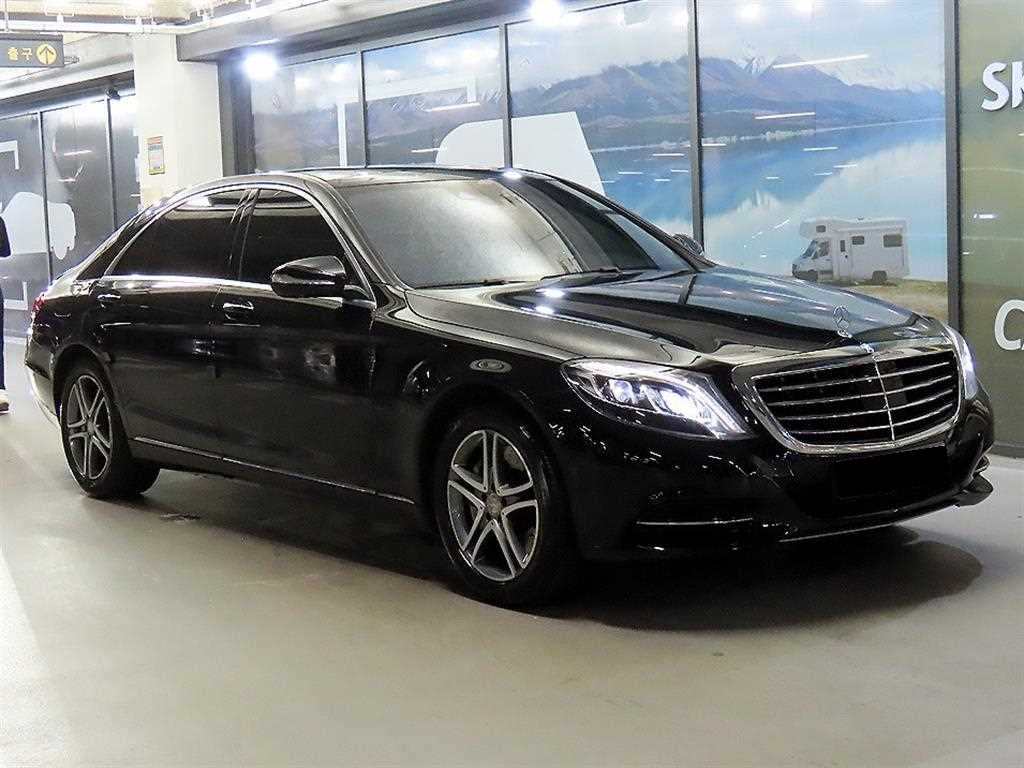 Mercedes-Benz S-Class — photo 01