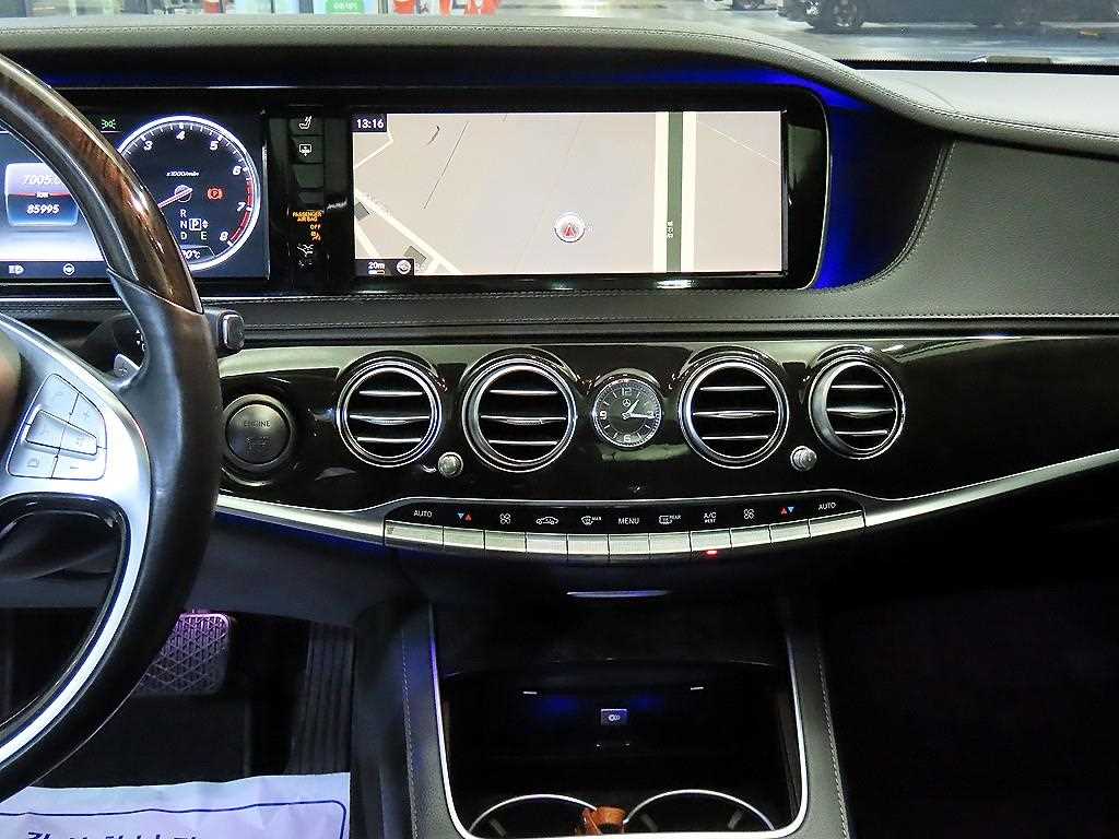 Mercedes-Benz S-Class — photo 11