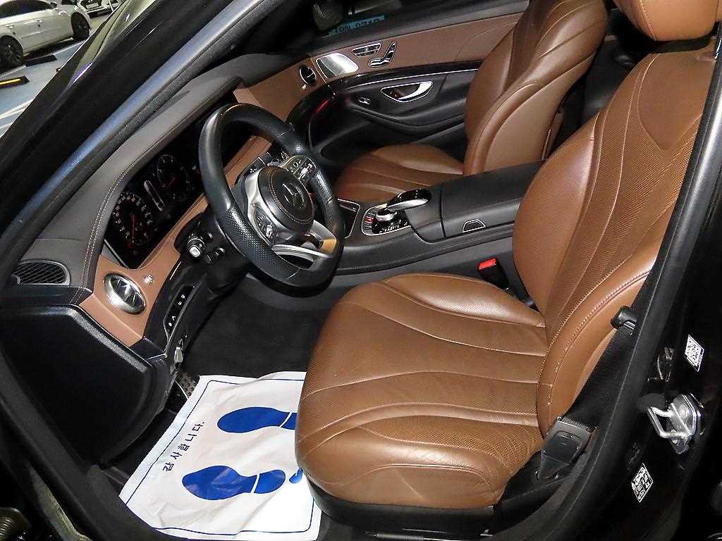 Mercedes-Benz S-Class — photo 06
