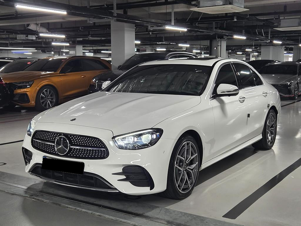 Mercedes-Benz E-Class — photo 02