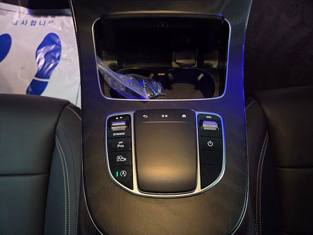Mercedes-Benz E-Class — photo 11