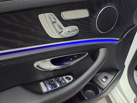 Mercedes-Benz E-Class — photo 12