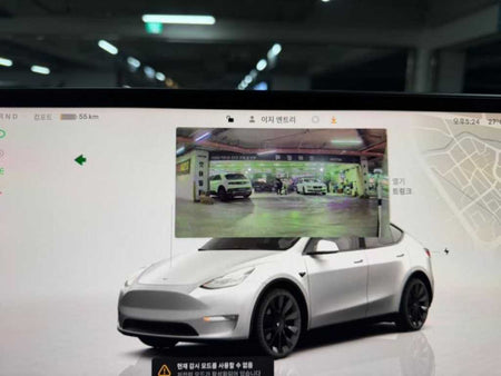 Tesla Model Y — photo 12