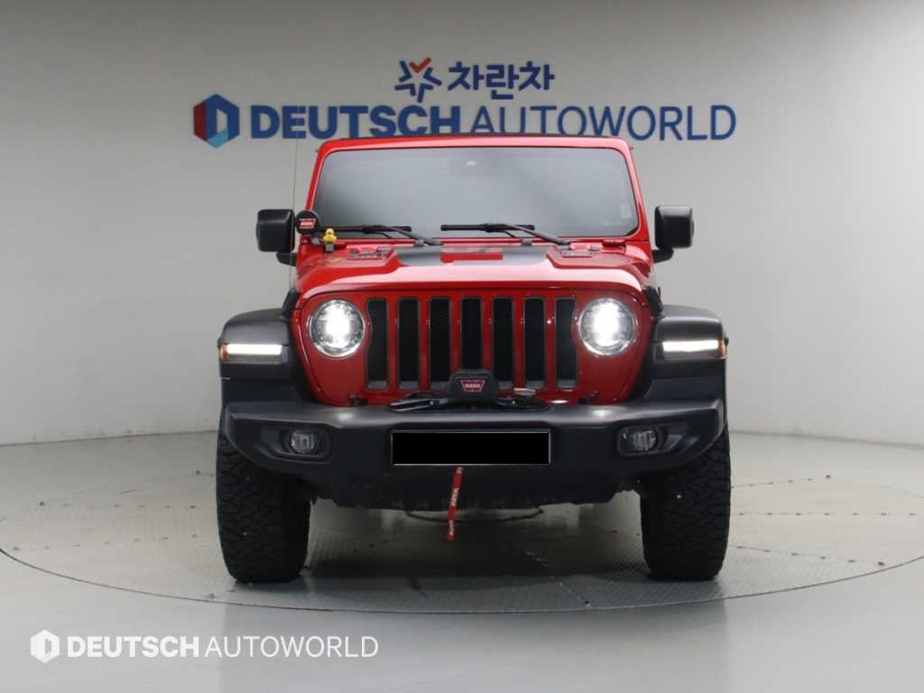 Jeep Wrangler — photo 03