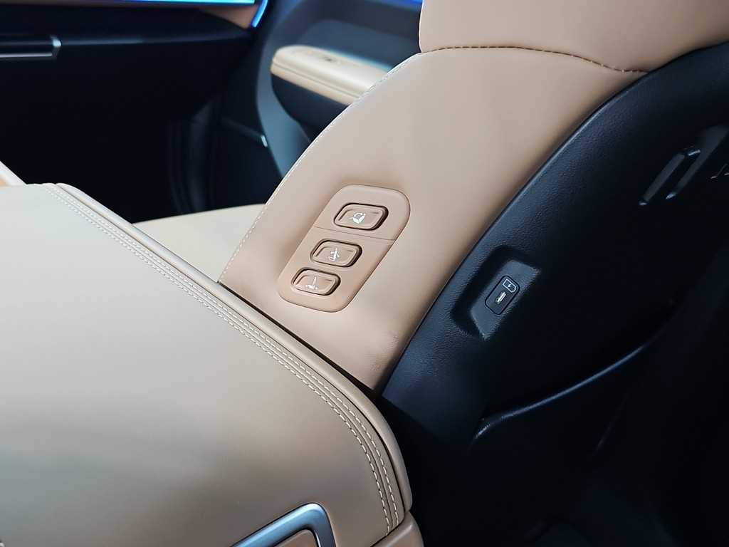 Hyundai Santafe — photo 12