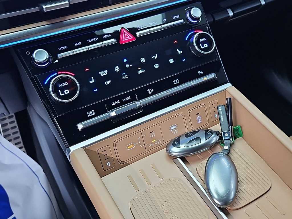 Hyundai Santafe — photo 17