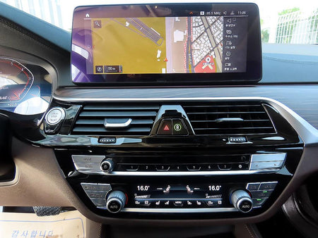 BMW 5-Series — photo 13