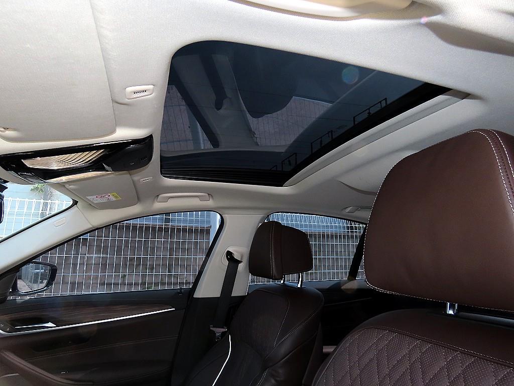 BMW 5-Series — photo 18