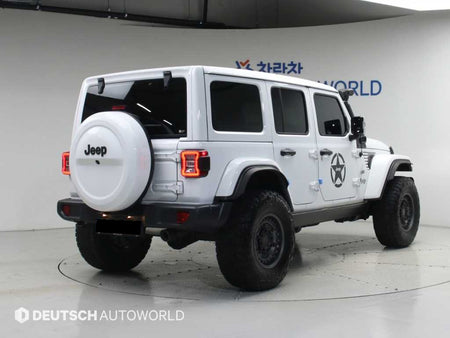 Jeep Wrangler — photo 02