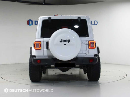 Jeep Wrangler — photo 04